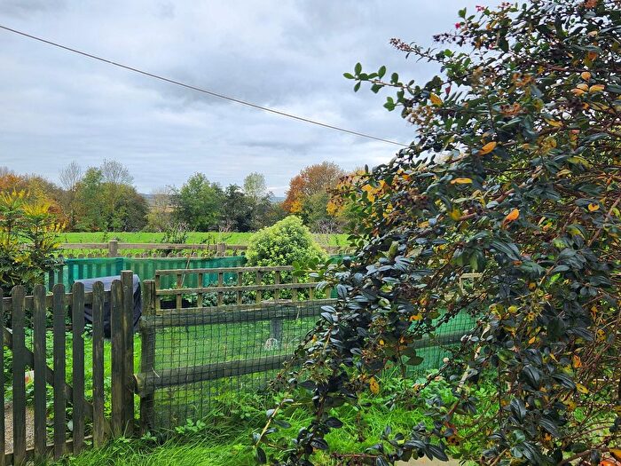 3 Bedroom Terraced House For Sale In New Street, Ash, Canterbury, CT3