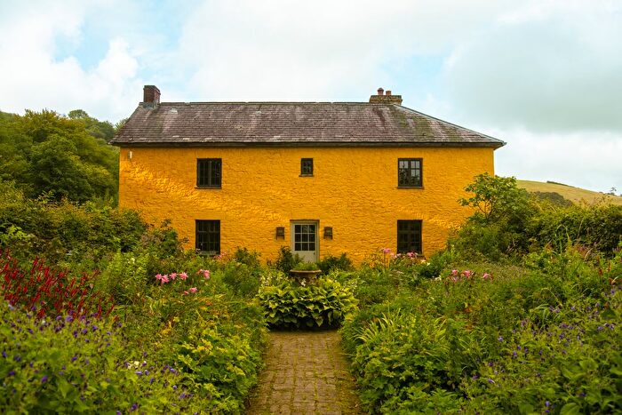 4 Bedroom Detached House For Sale In Pant Y Ffynnon, Llanfynydd, Carmarthen, SA32