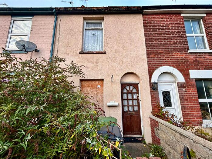 2 Bedroom Terraced House For Sale In Cromwell Road, Great Yarmouth, NR31