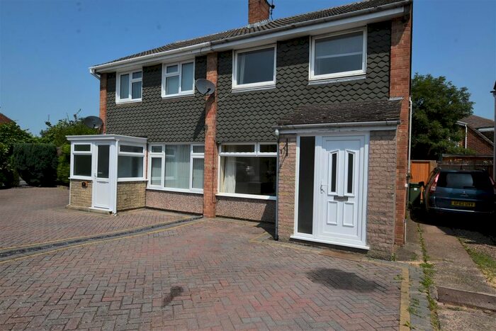 3 Bedroom Property To Rent In Monarch Drive, Worcester, WR2