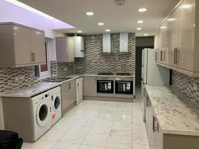 7 Bedroom Terraced House To Rent In Tiverton Road, Birmingham, B29