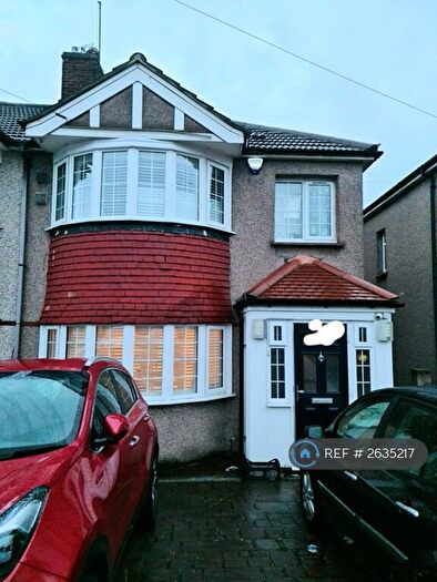 3 Bedroom Semi-Detached House To Rent In Westwood Lane, Greater London, DA16