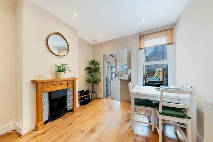 2 Bedroom Terraced House To Rent In Church Road, Croydon, CR0