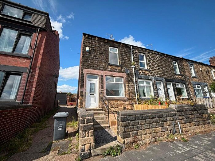 2 Bedroom House To Rent In Hough Lane, Wombwell, S73