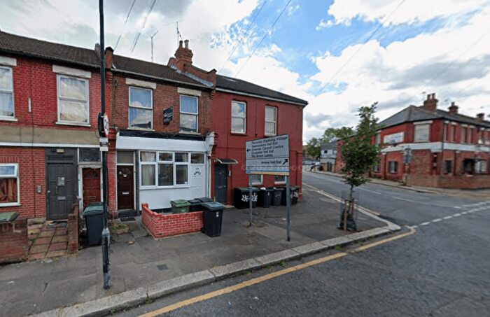 1 Bedroom Flat To Rent In Hermitage Road, London, N4
