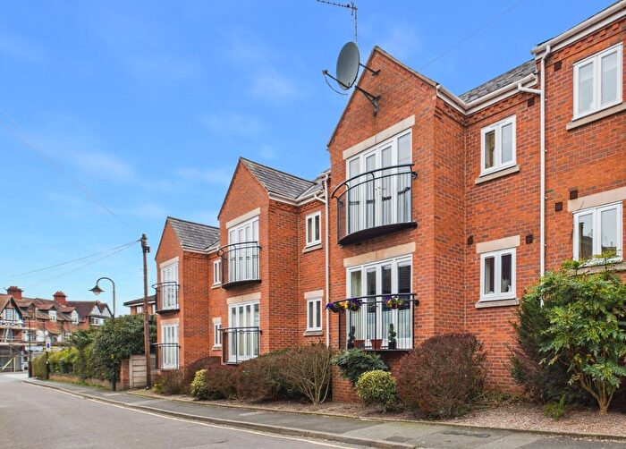 2 Bedroom Flat For Sale In Deermoss Lane, Whitchurch, SY13