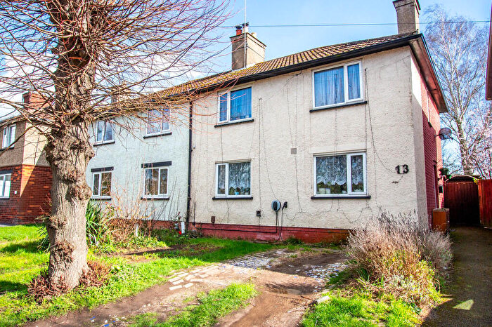 4 Bedroom Semi Detached House For Sale In Windmill Banks, Higham Ferrers, NN10