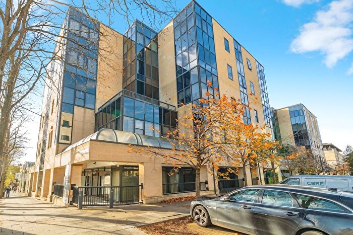 1 Bedroom Flat For Sale In Midsummer Boulevard, Milton Keynes, Buckinghamshire, MK9