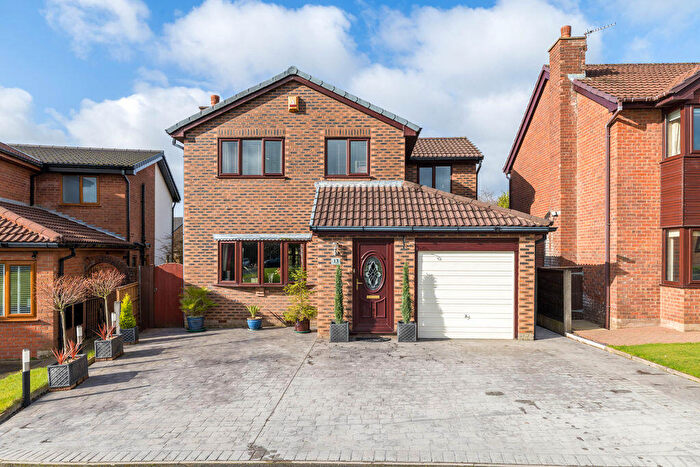 4 Bedroom Detached House For Sale In Whitsundale, Westhoughton, BL5