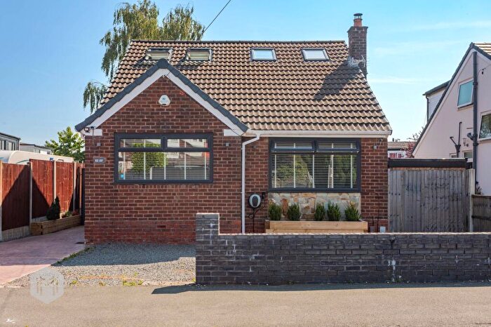 2 Bedroom Detached House For Sale In Clifton Drive, Wardley, Swinton, Manchester, M27