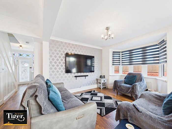 3 Bedroom Semi-Detached House For Sale In Eastbourne Road, Blackpool, FY4