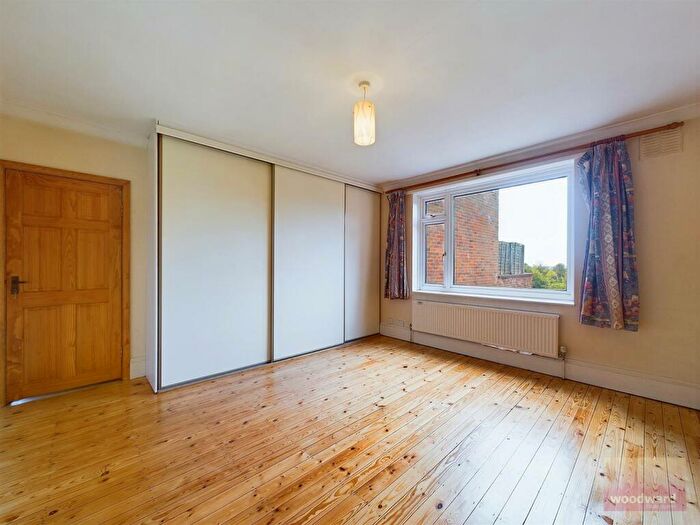 2 Bedroom Flat To Rent In , Lower Road, Harrow, HA2