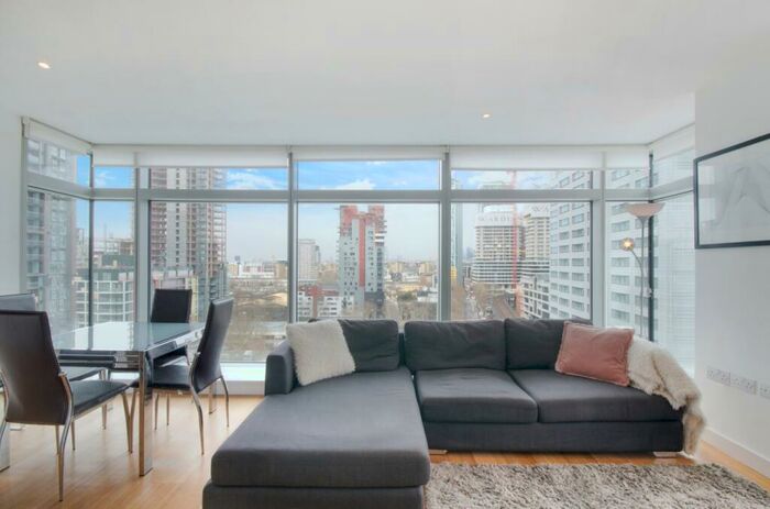 2 Bedroom Flat To Rent In Pan Peninsula, Pan Peninsula Square, Canary Wharf, London, E14