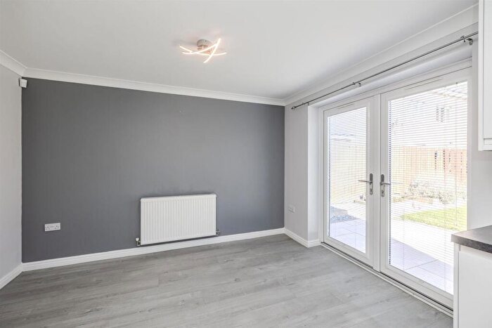 3 Bedroom Detached House To Rent In Horsley View, Hadrian Village, Wallsend, NE28