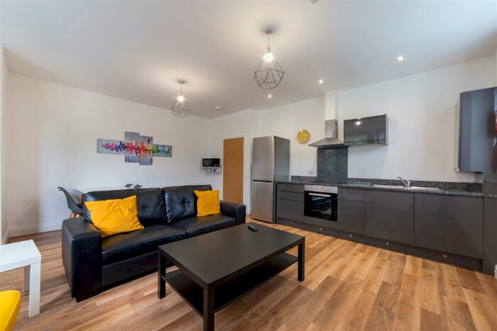 2 Bedroom Apartment To Rent In - Osborne Terrace, Newcastle Upon Tyne, NE2