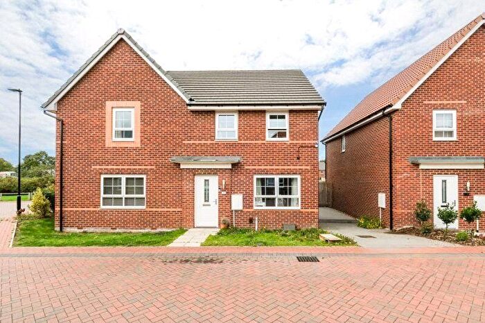 3 Bedroom Semi-Detached House For Sale In Yarborough Drive, Doncaster, South Yorkshire, DN2