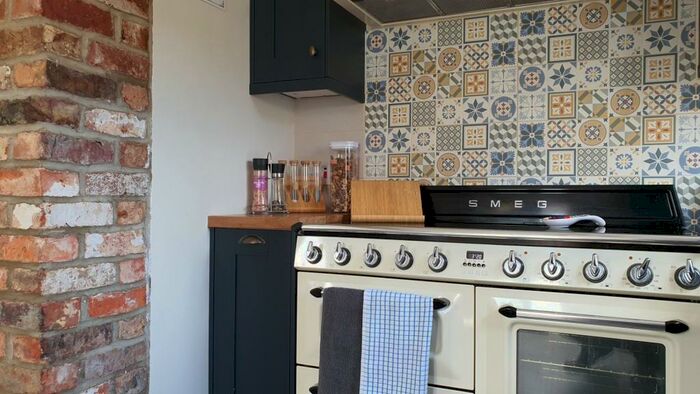 3 Bedroom End Of Terrace House For Sale In Mere Dyke Road, Luddington, Scunthorpe, DN17