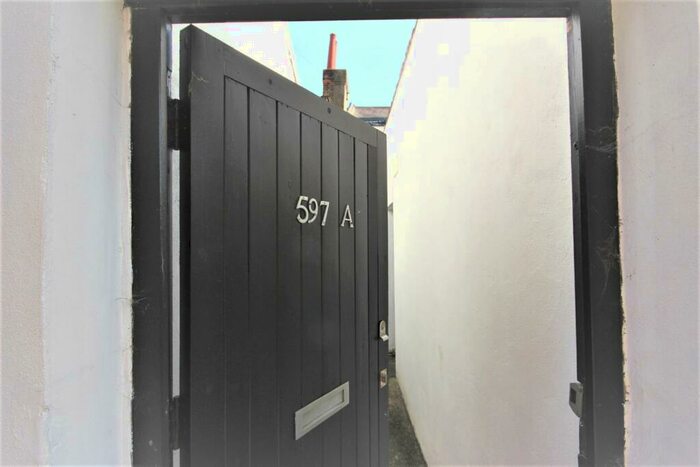 1 Bedroom Flat To Rent In Lea Bridge Road, Leyton, E10