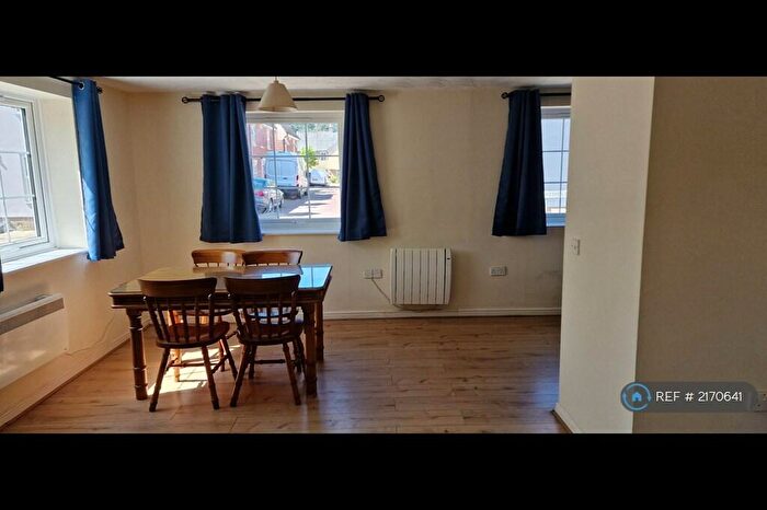 2 Bedroom Flat To Rent In Maria Court, Colchester, CO2