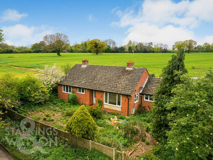 3 Bedroom Detached Bungalow For Sale In Postwick Lane, Brundall, Norwich, NR13