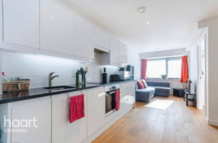 2 Bedroom Block Of Apartments For Sale In Scarbrook Road, Croydon, CR0