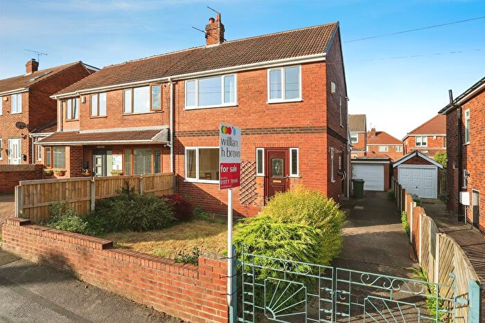 3 Bedroom Semi-Detached House To Rent In Millfield Crescent, Pontefract, WF8