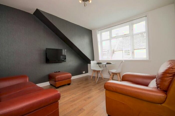 2 Bedroom Flat To Rent In Rosebank Place, City Centre, Aberdeen, AB11