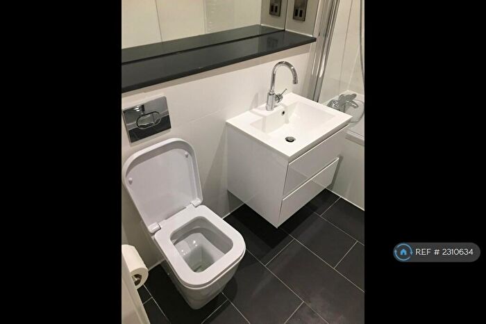 1 Bedroom Flat To Rent In Garrard House, Reading, RG1