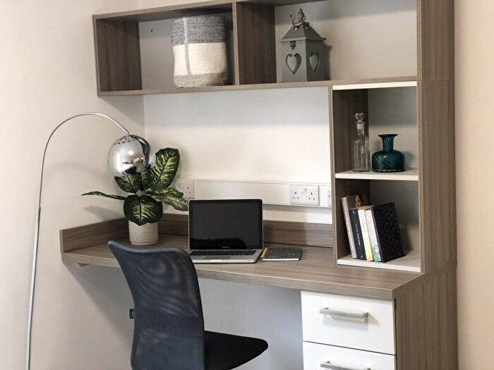 Studio To Rent In North Street, Stroke On Trent, ST4