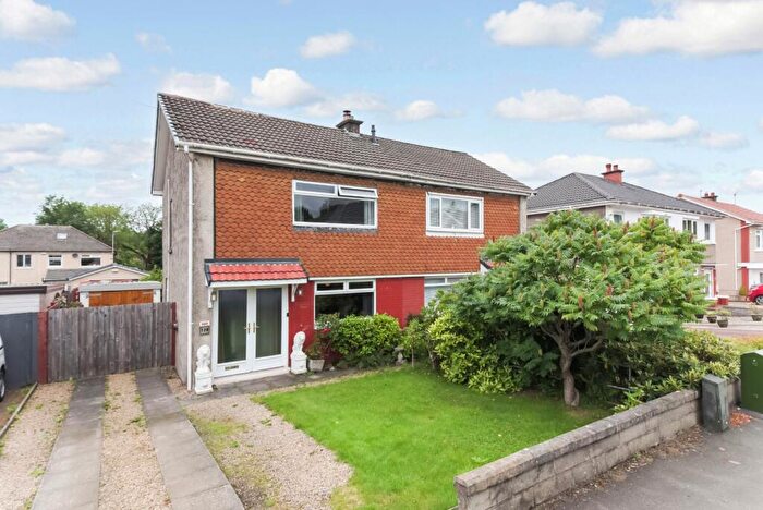 2 Bedroom Semi-Detached House For Sale In Banchory Avenue, Inchinnan, Renfrew, Renfrewshire, PA4