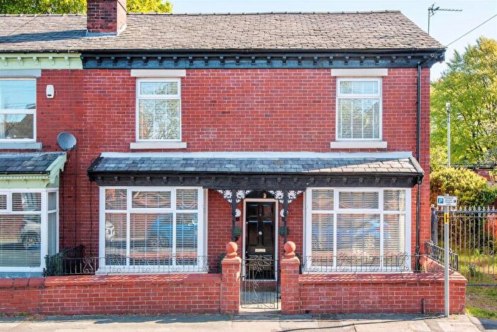 4 Bedroom End Of Terrace House For Sale In Regent Road, Chorley, PR7