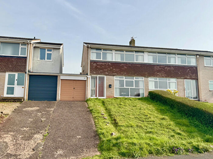 3 Bedroom Semi Detached House For Sale In Whitchurch Avenue, Exeter, EX2