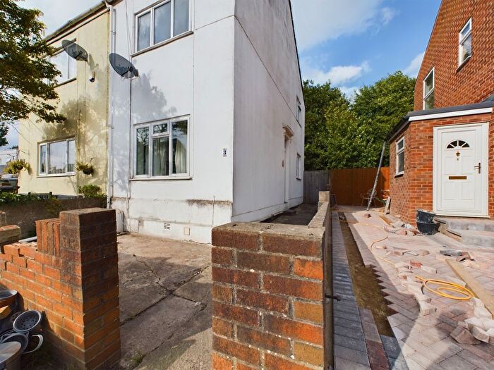 2 Bedroom Semi-Detached House To Rent In Adelaide Street, Gloucester, GL1