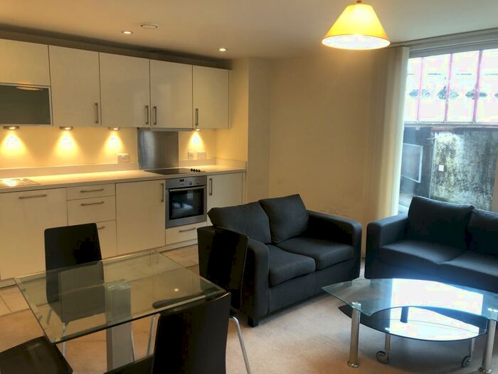 2 Bedroom Apartment To Rent In Block Spectrum, M3