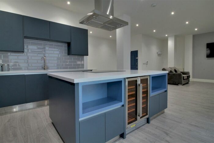 3 Bedroom Flat To Rent In Bank Corner, - Great Hampton Street, Jewellery Quarter, B18