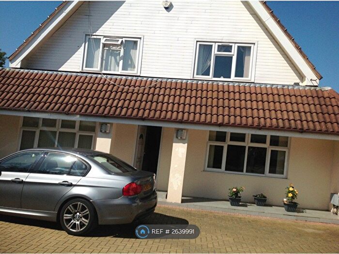 5 Bedroom Semi-Detached House To Rent In Thorpe Lea Road, Egham, TW20