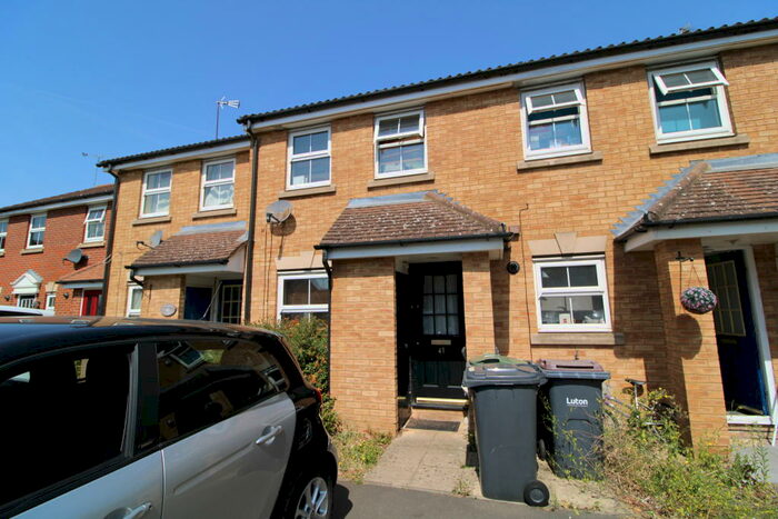2 Bedroom Terraced House To Rent In Villiers Close Luton, LU4
