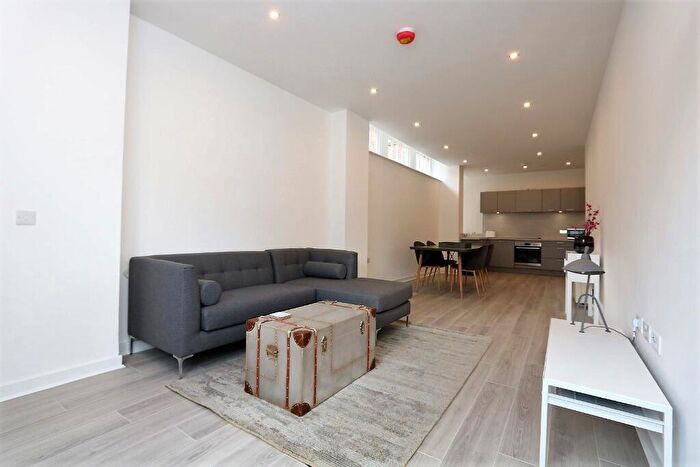 2 Bedroom Flat To Rent In Candleriggs, Glasgow, Glasgow City, G1