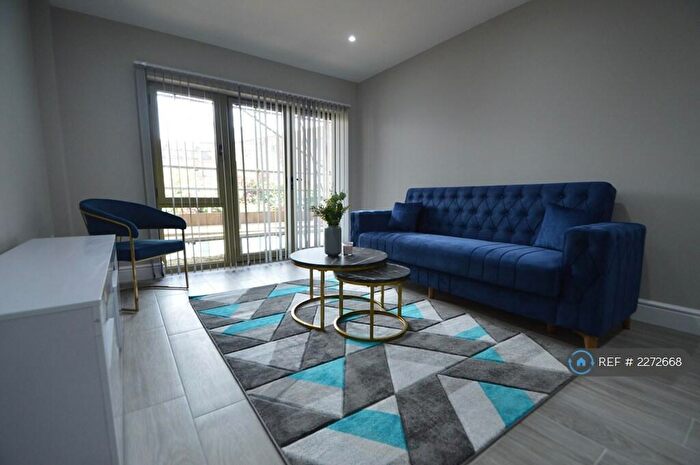 1 Bedroom Flat To Rent In Station Road, Langley, Slough, SL3