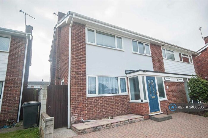 3 Bedroom Semi-Detached House To Rent In Tamar Rise, Chelmsford, CM1