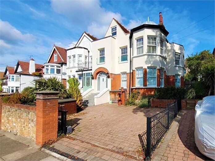 4 Bedroom Apartment To Rent In Galton Road, Chalkwell, Chalkwell, SS0