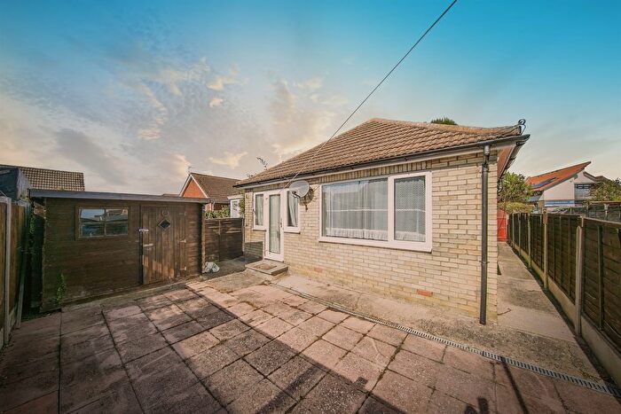 2 Bedroom Detached Bungalow For Sale In Crossways, Jaywick, Clacton-On-Sea, CO15