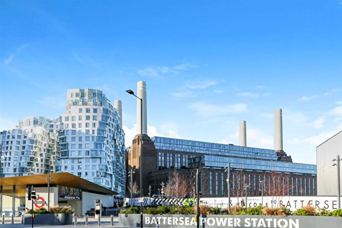 2 Bedroom Apartment To Rent In Palmer Road, Battersea, London, SW11