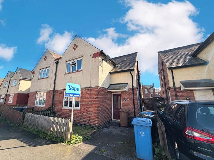3 Bedroom Semi Detached House For Sale In Abingdon Street, Derby, DE24