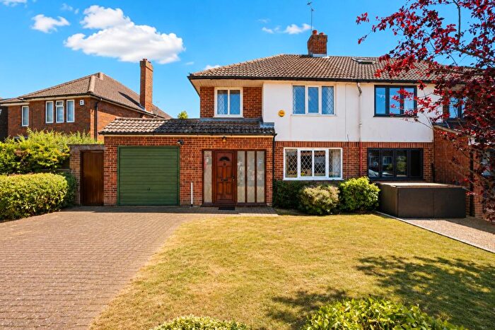 3 Bedroom Semi-Detached House For Sale In Cuckmans Drive, St. Albans, Hertfordshire, AL2