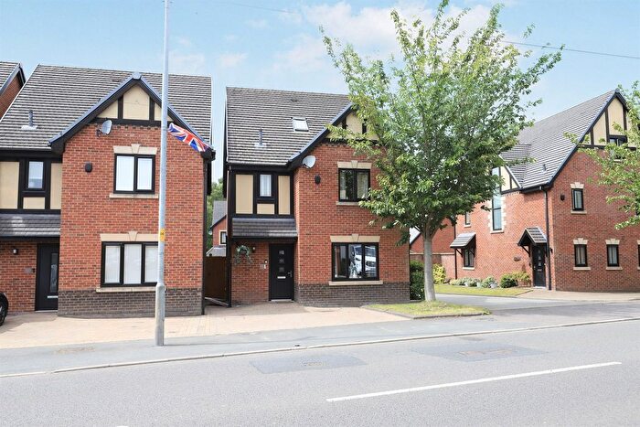 4 Bedroom Detached House For Sale In Fibbersley, Willenhall, WV13