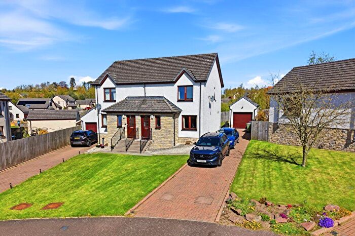 3 Bedroom Semi Detached House For Sale In Hutchison Drive, Scone, Perth, PH2