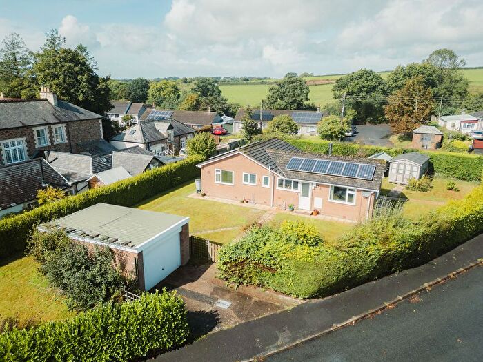 3 Bedroom Detached Bungalow For Sale In Barfield Road, Dolton, EX19