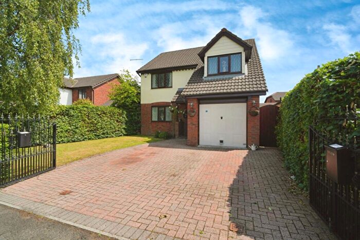 4 Bedroom Detached House For Sale In New City Road, Worsley, Manchester, Greater Manchester, M28