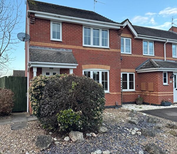 3 Bedroom House To Rent In Colts Close, Burbage, Hinckley, LE10